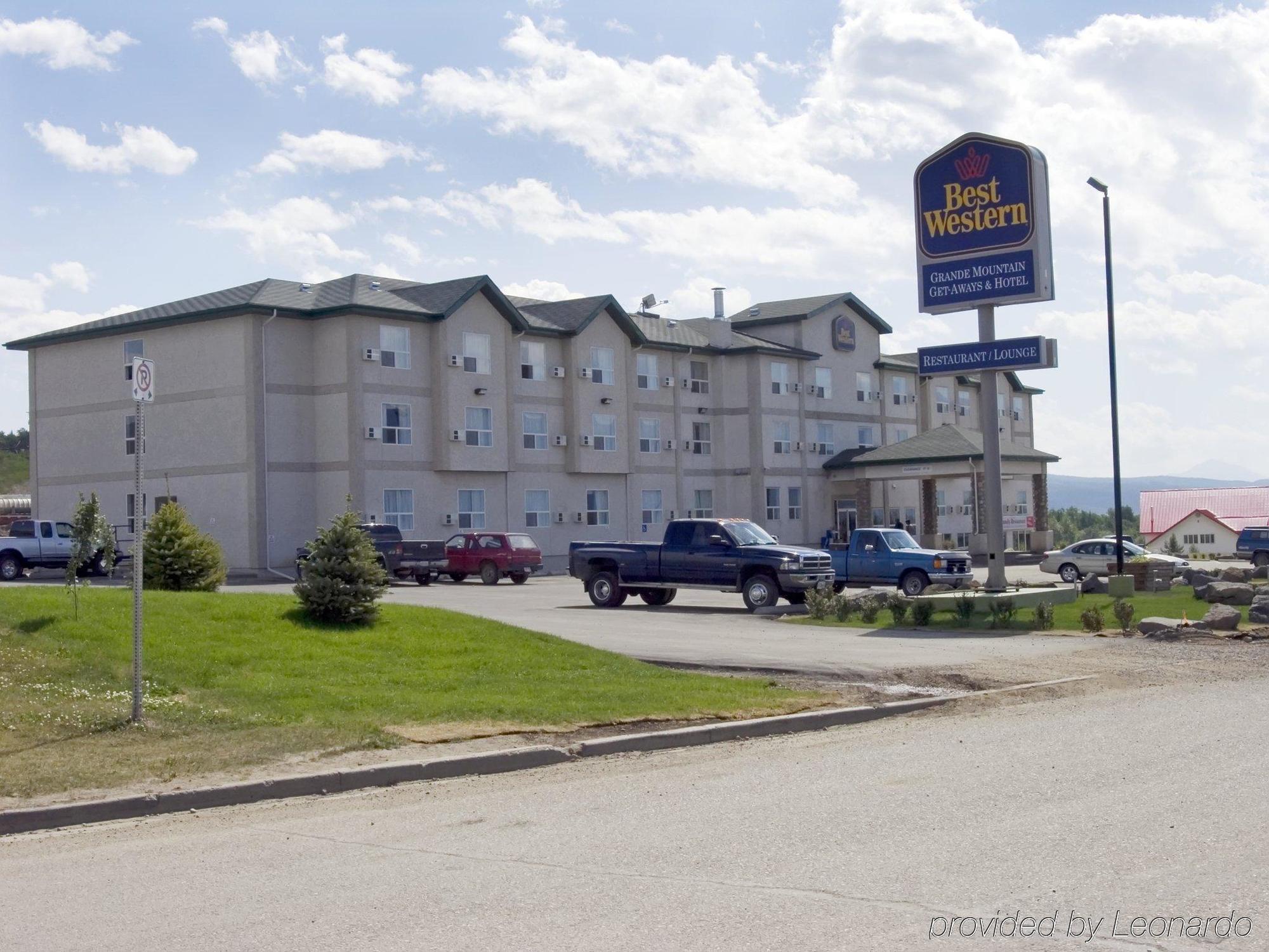 Grande Cache Inn & Suites Exteriör bild